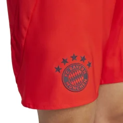 Shorts*adidas Byrn H Shorts in Red