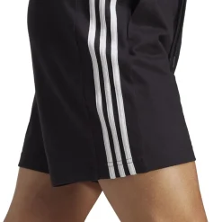 Fitness And Gym Shorts*adidas Essentials 3 Stripes Shorts in Black