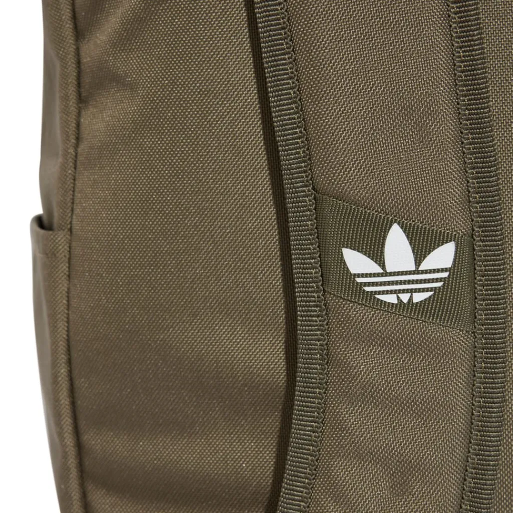 Bags*adidas Originals Adicolor Backpack in olive