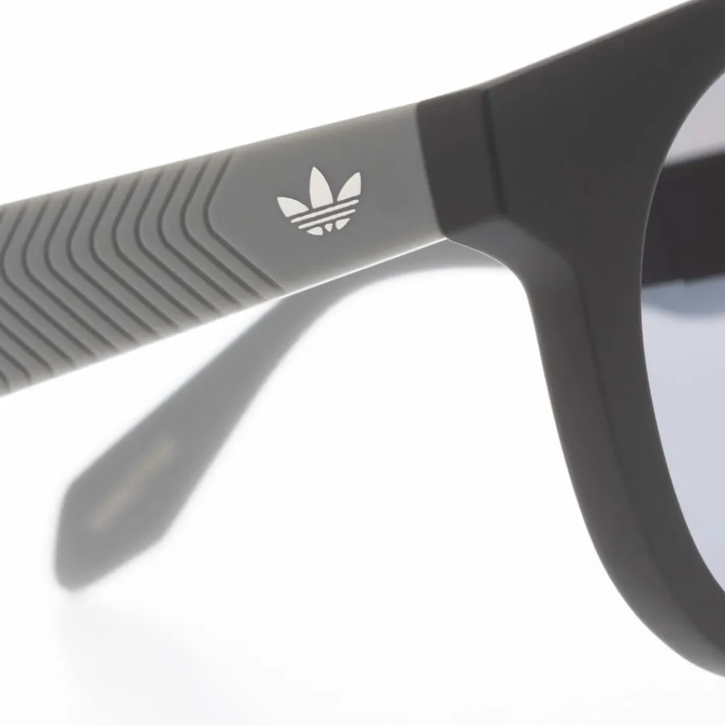 Sunglasses*adidas Originals OR0106 Sunglasses in Black