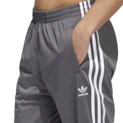 Trousers*adidas Originals Regular Fit Track Sweatpants in Grey