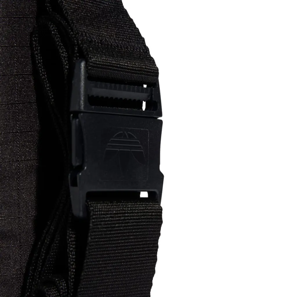 Bags*adidas Originals Small Item Bag in Black