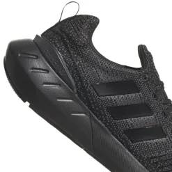 Fitness And Gym Footwear|Running Shoes*adidas Originals Swift Run 22 Trainers in Black