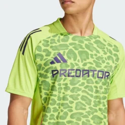 Fitness And Gym Tops*adidas Regular Fit Crew Neck T-Shirt in Green