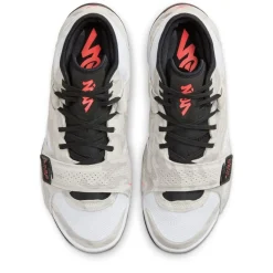 Trainers*Air Jordan Zion 2 in White