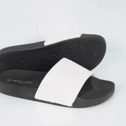 Beach Shoes*Brave Soul With Embossed Detail Strap in White