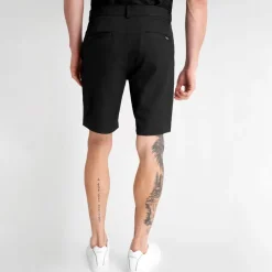 Fitness And Gym Shorts*Calvin Klein Golf Logo Print Chino Bermuda Shorts in Black