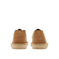 Shoes*Clarks Originals Desert Nomad Shoes in Brown