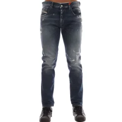Jeans*Diesel 2019 D-Strukt Slim-Fit Jeans in Denim