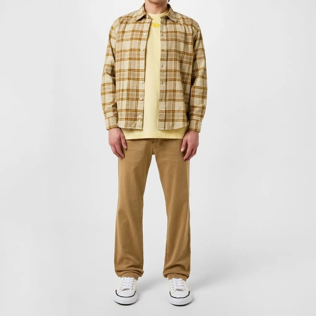 Jeans*Diesel Jeans Finitive Tapered Jeans in Beige