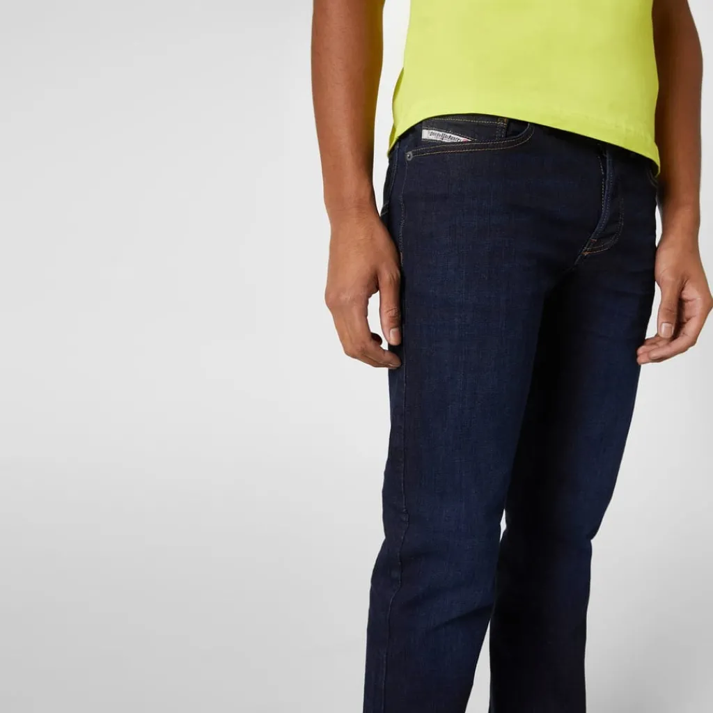 Jeans*Diesel Mihtry Straight Jeans in Blue