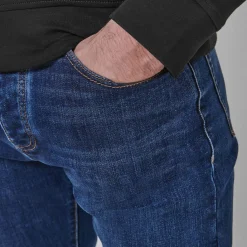Jeans*Emporio Armani EA7 J21 Regular Fit Jeans in Blue
