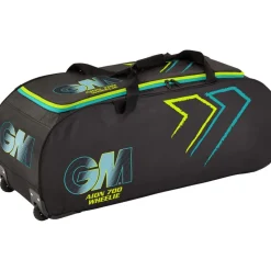 Bags*Gunn And Moore And Moore Aion 700 Wheelie Bag in Black