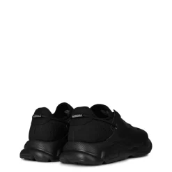 Trainers*Hugo Leon Trainers in Black