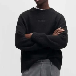Knitwear*Hugo Seese Logo Detail Oversized Sweater in Black