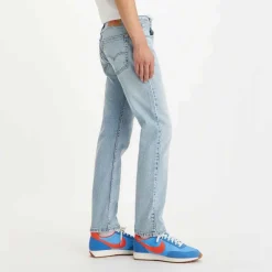Jeans*Levis 502 Taper Light On Adv Jeans in Light Blue