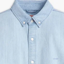 Shirts*Levis Authentic Button Down Shirt in Light Blue