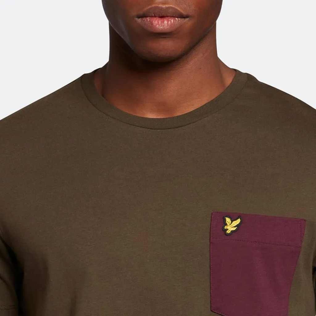 T-Shirts And Vests*Lyle And Scott Contrast Pocket T-Shirt in olive