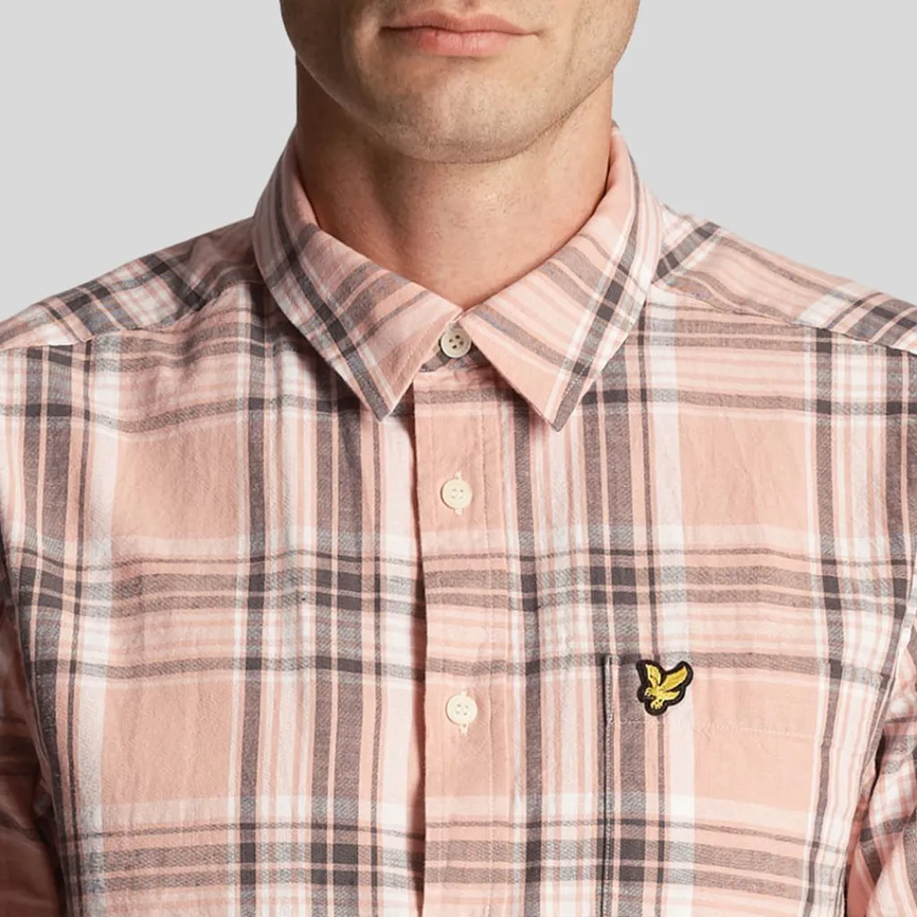 Shirts*Lyle And Scott Linen Check Short Sleeve Shirt in Pink
