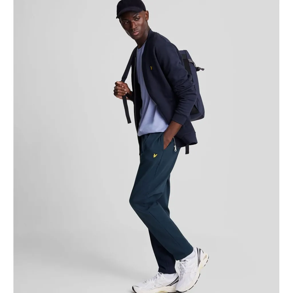 Trousers*Lyle And Scott Pintuck Interlock Sweatpants in Navy