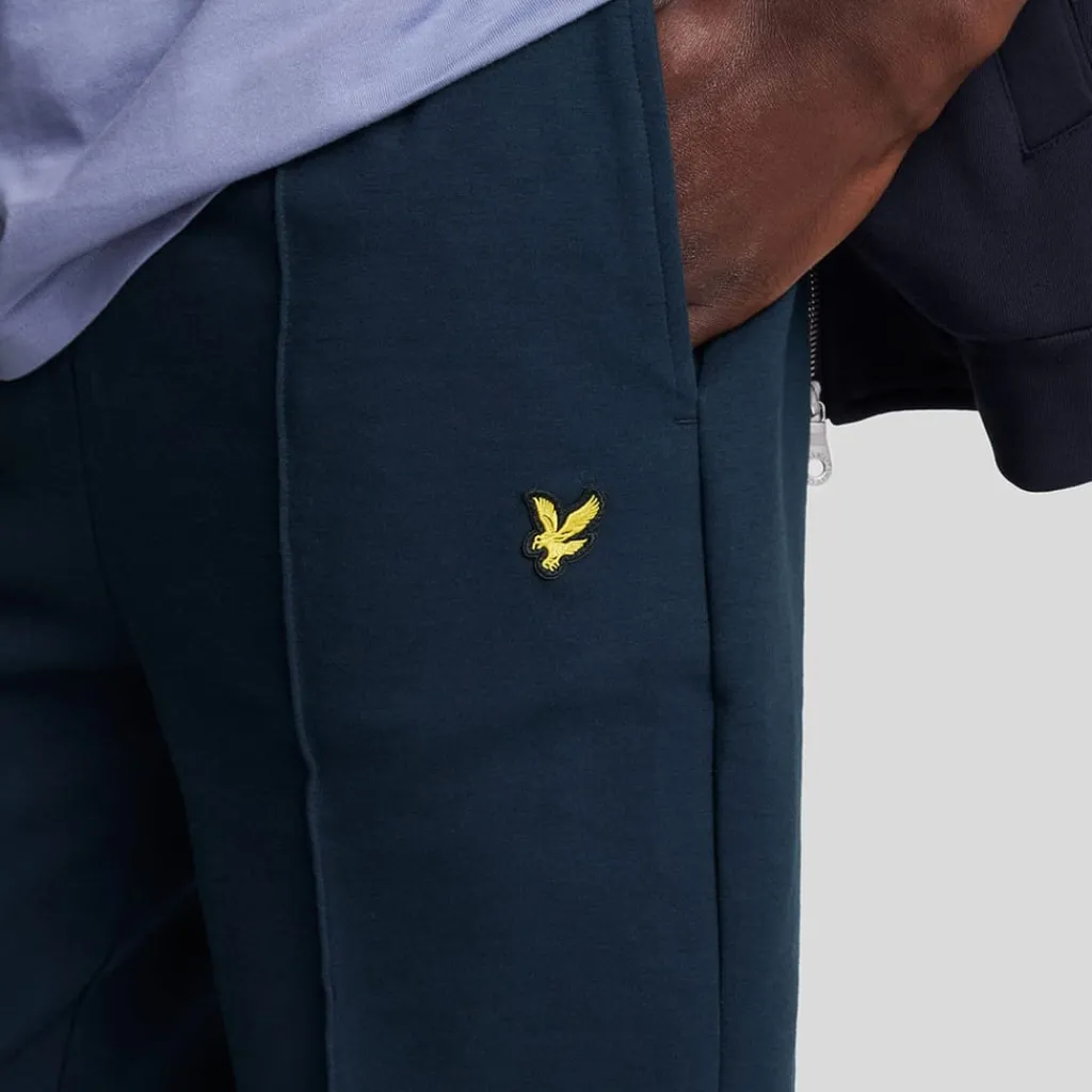 Trousers*Lyle And Scott Pintuck Interlock Sweatpants in Navy