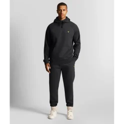 Trousers*Lyle And Scott Racked Joggers in Black