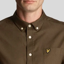 Shirts*Lyle And Scott Regular Fit Light Weight Oxford Shirt in olive