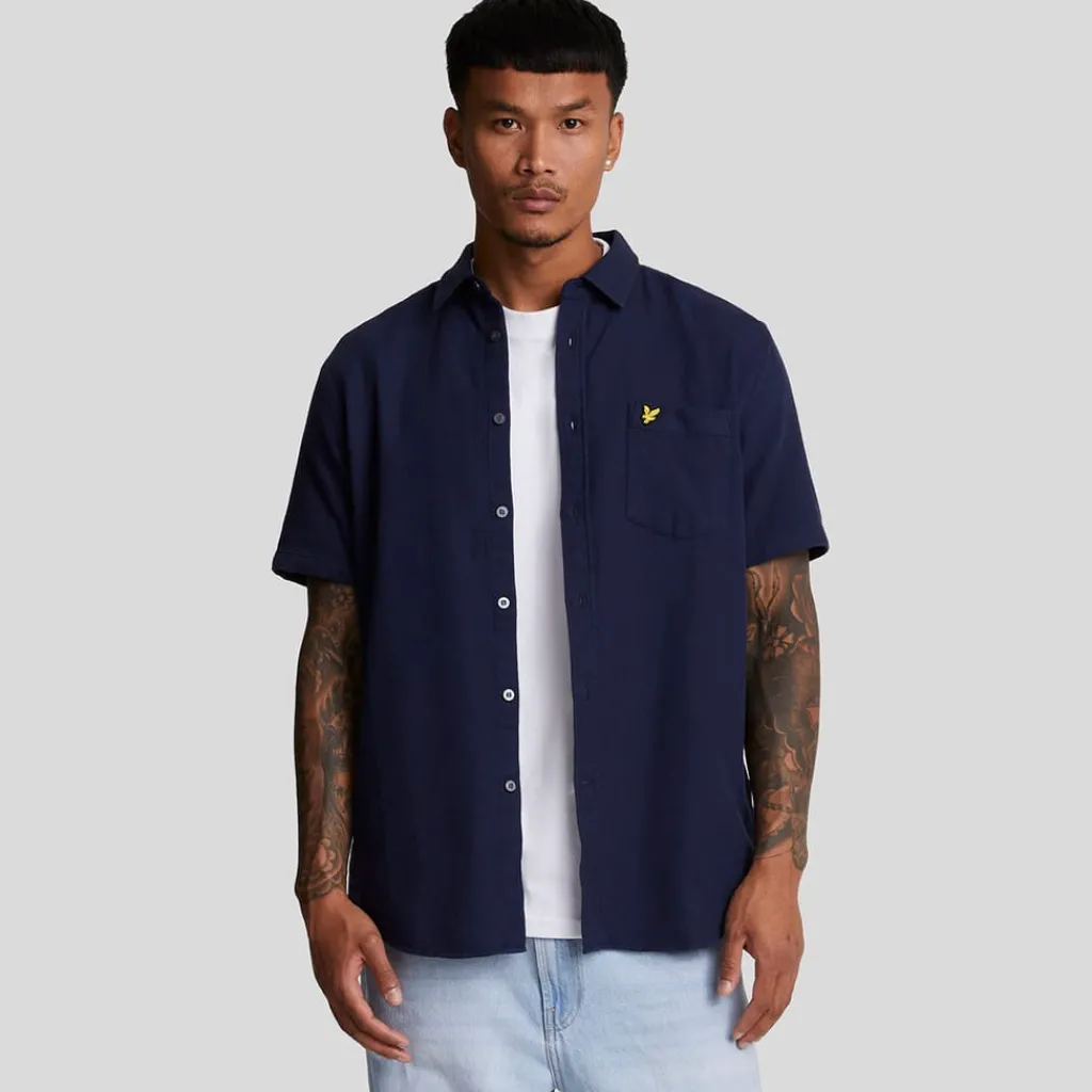 Shirts*Lyle And Scott Short Sleeve Basket Weave Shirt in Navy