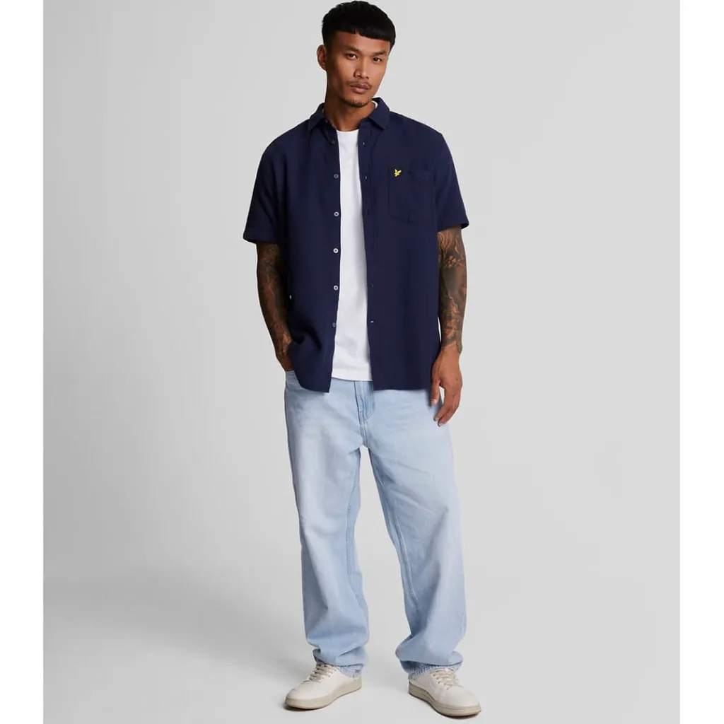 Shirts*Lyle And Scott Short Sleeve Basket Weave Shirt in Navy
