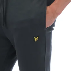 Trousers*Lyle And Scott Skinny Sweatpants in Green