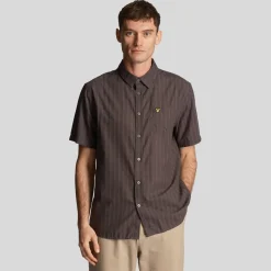 Shirts*Lyle And Scott Textured Stripe Short Sleeve Shirt in Gunmetal
