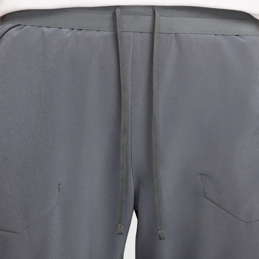 Trousers*Nike Air Run Zipped Pocket Pants in Grey