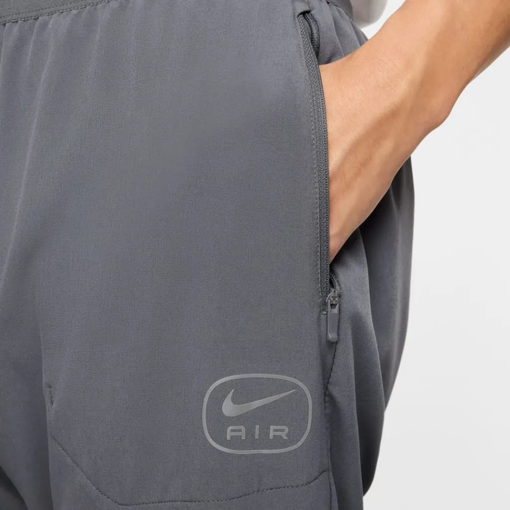 Trousers*Nike Air Run Zipped Pocket Pants in Grey