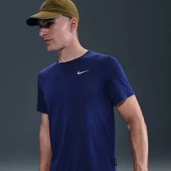 Fitness And Gym Tops*Nike Breathe Miler in Blue