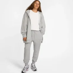 Trousers*Nike Club Ft Jogger in Grey