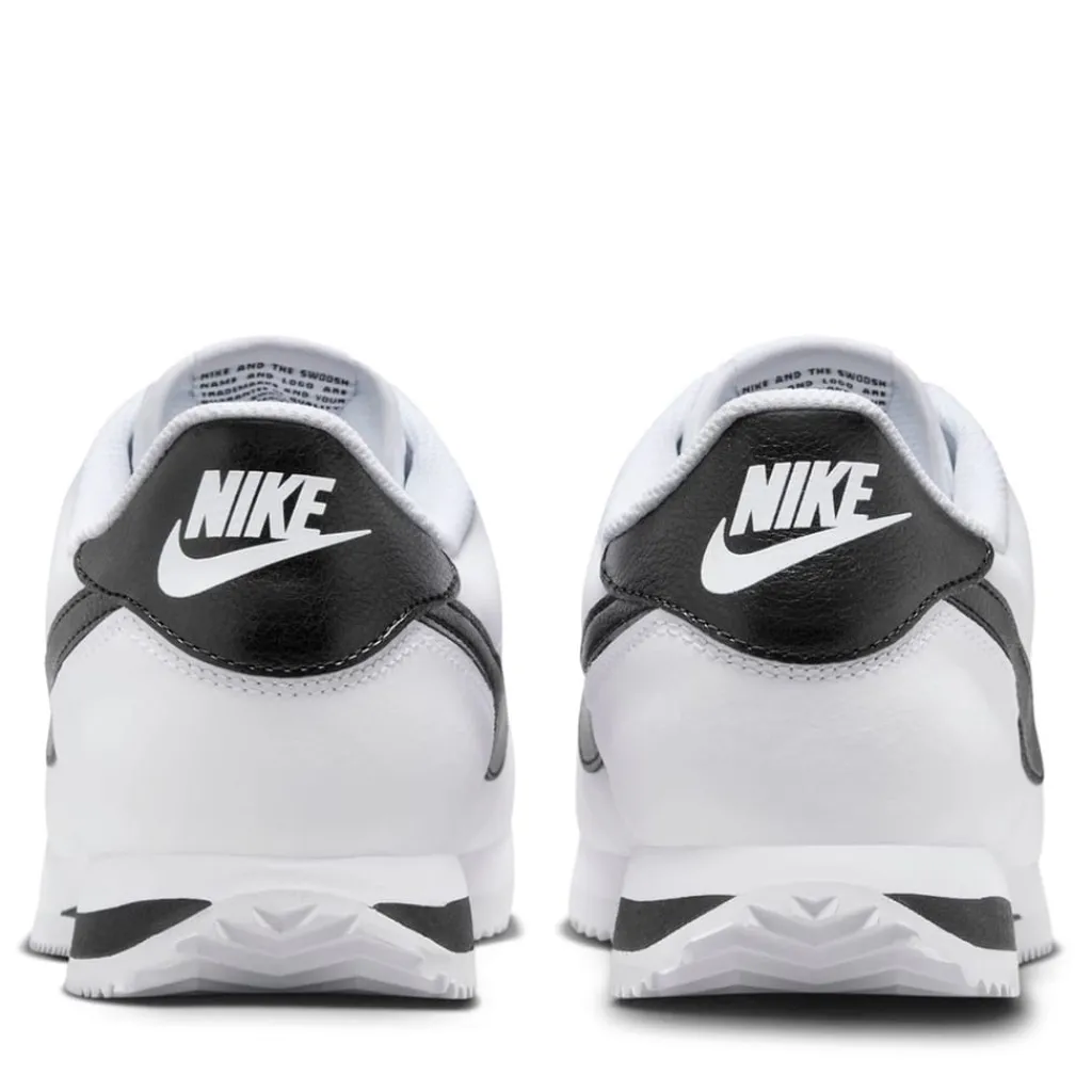 Trainers*Nike Cortez Low Top Flat Heel Sneakers in White