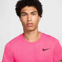 Fitness And Gymwear*Nike Df Slam Ny Crew Neck Regular Fit T-Shirt in Pink