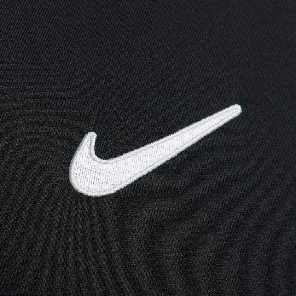 Fitness And Gymwear*Nike Hooded Regular Fit Sweatshirt in Black