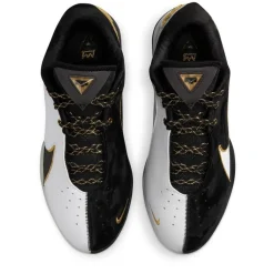 Trainers*Nike Lebron XXII Low Top Sneakers in White