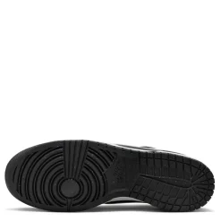 Trainers*Nike Low Top Flats Sneakers in Black