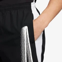 Shorts*Nike Mens Academy Woven Shorts in Black