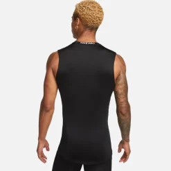 Fitness And Gymwear*Nike Mens Pro Core Sleeveless Base Layer in Black