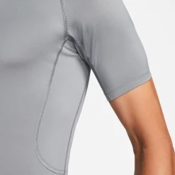 Fitness And Gymwear*Nike Mens Pro Tight Fit Short Sleeve Top in Grey
