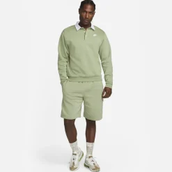 Shorts*Nike Mens Sportswear Club Cargo Shorts in Green