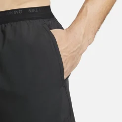 Fitness And Gym Shorts|Fitness And Gymwear*Nike Stride 7in Shorts in Black