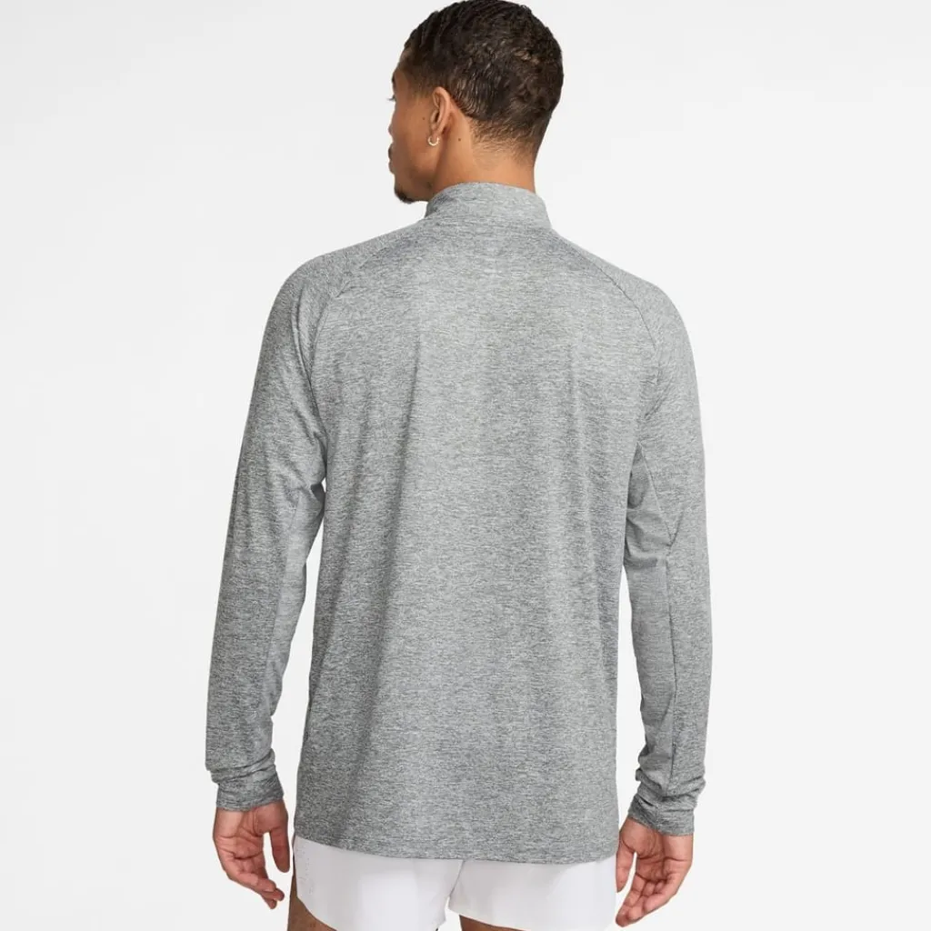 Fitness And Gymwear|Fitness And Gym Tops*Nike Stride Zip Neck Regular Fit T-Shirt in Grey