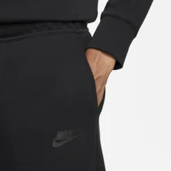 Shorts*Nike Tech Sportswear Fleece Sweat Shorts in Black