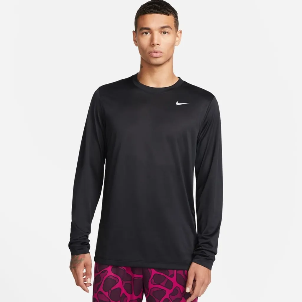 Fitness And Gym Tops*Nike Tee Legend Long Sleeve in Black