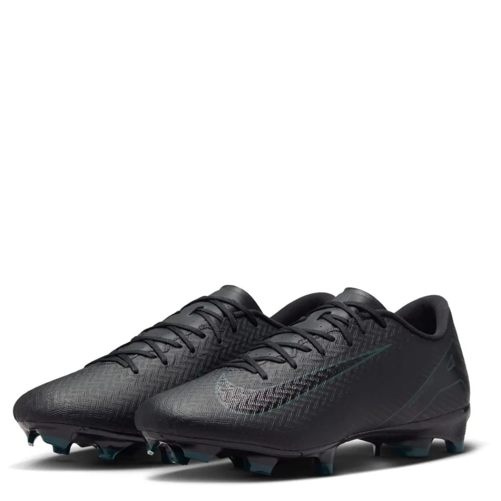 Football Boots*Nike Zoom Mercurial Vapor 16 Academy Firm Ground Football Boots in Black