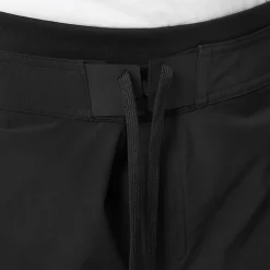 Fitness And Gym Shorts*On Hybrid Short Sn61 in Black